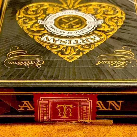 Theory 11 NIB SEALED CLOSED Black edition - Picture 3 of 5